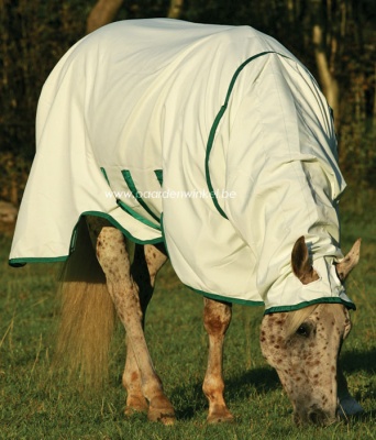 horseware_sweetitch_hoody_1_400